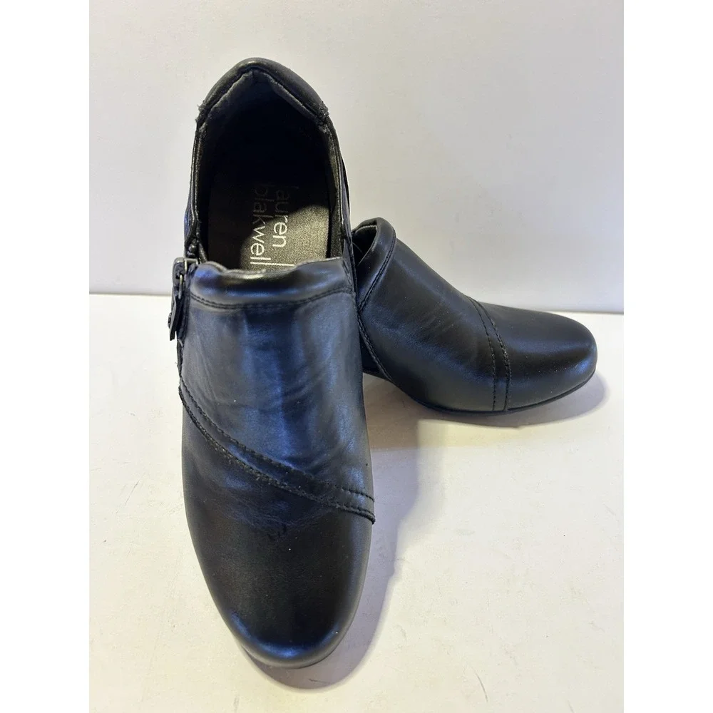 Laurel Blakweil Bootie Black Vegan Leather Side Zip Boots Sz 7 SoftFlex Sole